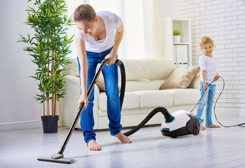 Odkurzacz Eldom OS900 + 2 komplety worków zdjęcie 12