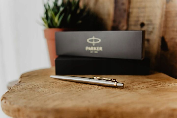 Długopis stalowy PARKER Jotter na prezent z WŁASNYM NAPISEM Z LOGO GRAWEREM zdjęcie 9