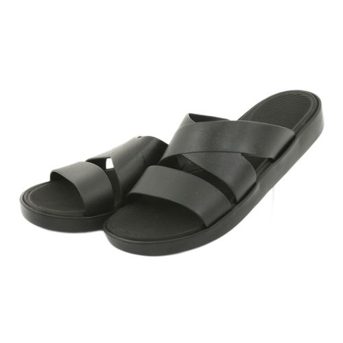 Klapki na platformie czarne r.41 na Arena.pl