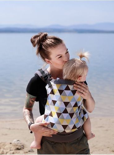 Nosidełko Kinder Hop Basic: Yellow Triangles Regulowane na Arena.pl