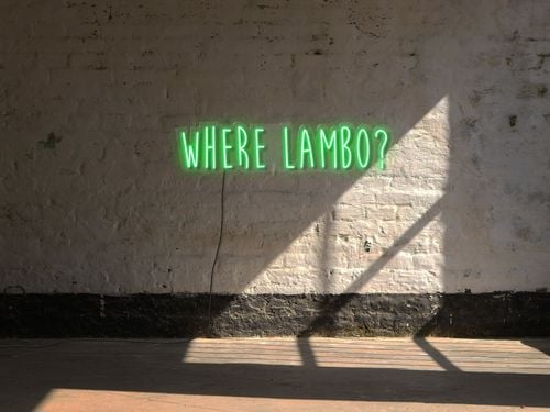 Napis LED Where Lambo? na Arena.pl