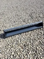 Karmnik na rolce  z wałkiem obrotowym 100 cm