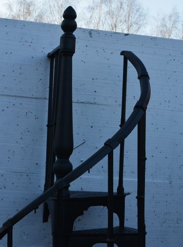 SCHODY KRĘCONE FI 1,00 M - WZÓR NR 3 - 1 TRALKA NA STOPNIU na Arena.pl