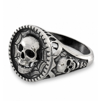 SREBRNY SYGNET Z CZASZKĄ OKSYDOWANY PRÓBA SREBRA 925 GRAWER GRATIS