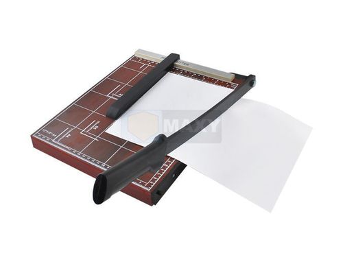 Gilotyna do papieru na Arena.pl