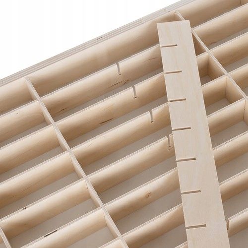 PÓŁKA DREWNIANA NA RESORAKI AUTKA SAMOCHODZIKI AUTA EKSPOZYTOR PRRZEGRODY na Arena.pl