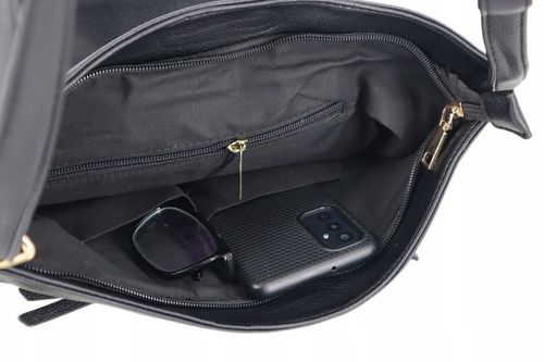 Torebka damska listonoszka klasyczna miękka z długim paskiem pikowana na Arena.pl