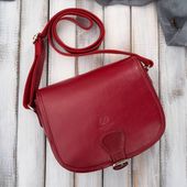 torebka damska skórzana listonoszka ze skóry licowej czerwona