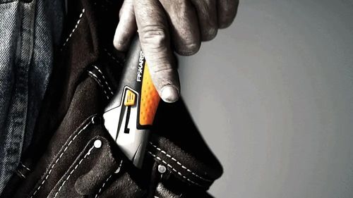 Nóż do tapet FISKARS Carbonmax Hardware na Arena.pl