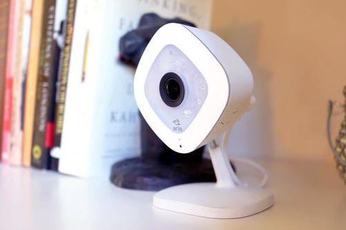 ARLO Q 1080p HD Security Camera with Audio (VMC3040) na Arena.pl