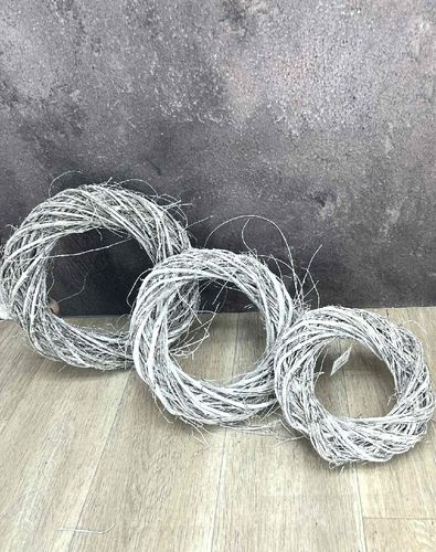 WIANEK WIKLINOWY WIANEK Z PATYKÓW 35CM STROIK na Arena.pl