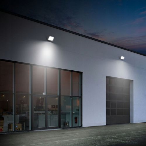 Lampa z Czujnikiem Ruchu Naświetlacz Halogen LED Videx 2850lm 30W IP65 na Arena.pl