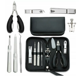 Zestaw do pielęgnacji paznokci manicure pedicure 8 elementów w etui duży