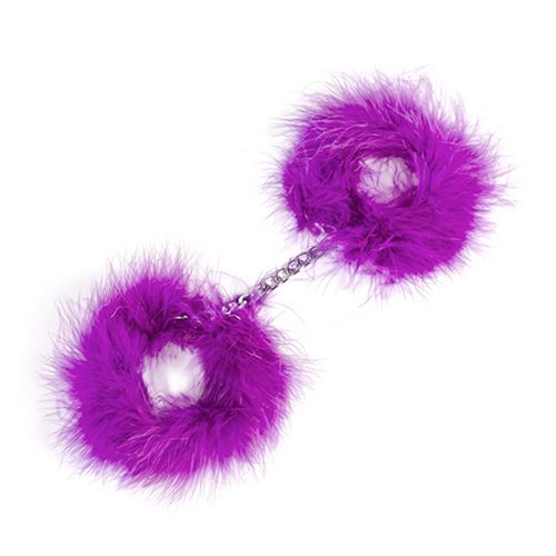 kajdanki regulowane do krępowania rąk z fioletowym futerkiem. zabawy bdsm na Arena.pl