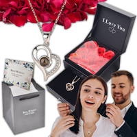 Wieczna Róża w Szkle Naszyjnik z Hologramem dla Kobiety Prezent 9 Róż