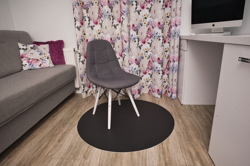 Podkładka pod krzesło mata 2mm okrągła PCV fi 100 zdjęcie 3