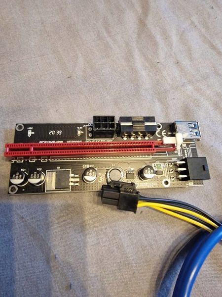 Riser USB3.0 PCI-E 6PIN 010S + Plus 8 kondenatorów zdjęcie 1