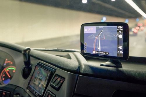 Nawigacja TOMTOM GO Expert 7 Plus na Arena.pl
