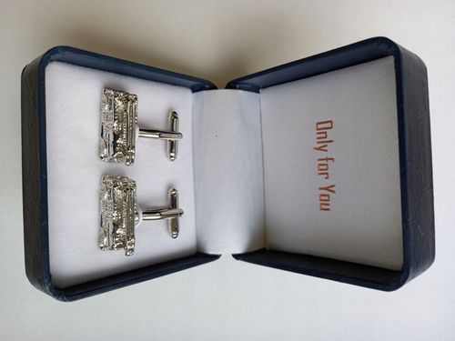 Spinki do mankietów Wóz Bojowy Straży Pożarnej na Arena.pl