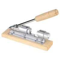 Dziadek do Orzechów Stalowy na Podstawie Drewnianej Zgniatarka Łuparka