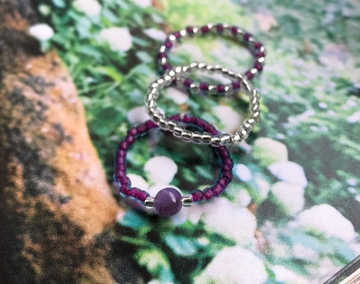 AMETYST PIERŚCIONKI Z KORALIKÓW ZESTAW 3 SZTUKI KORALIKI SREBRNE zdjęcie 3