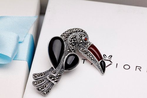 Srebrna broszka Staviori na Arena.pl