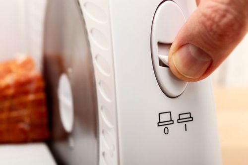 Krajalnica elektryczna Eldom KR100 snis na Arena.pl