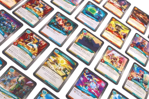 Gra karciana na 2 graczy - KeyForge Zderzenie Światów - Pakiet premium na Arena.pl