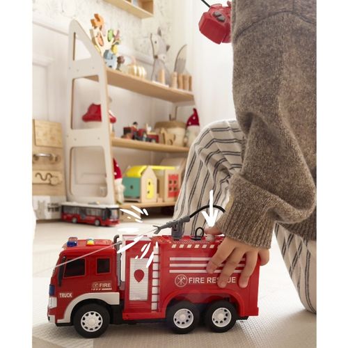 WOOPIE Zdalnie Sterowane Auto Wóz Strażacki RC Funkcja Pryskania Wodą na Arena.pl