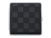 Metalowa Papierośnica Pokryta Ekoskórą na Wzór Tłoczonej Szachownicy Czarna