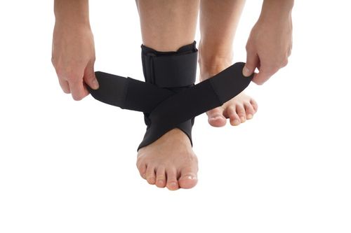 ORTEZA STAWU SKOKOWEGO STABILIZATOR STOPY I KOSTKI OPASKA NA STOPĘ I KOSTKĘ na Arena.pl