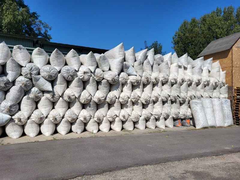 Granulat styropianowy WYPEŁNIACZ STYROPIAN DO PUF 400 litrów zdjęcie 11