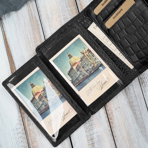 portfel damski skórzany mały czarny croco w orientacji poziomej na Arena.pl