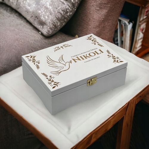 Prezent na KOMUNIE ŚWIĘTĄ pamiątka PUDEŁKO +GRAWER na Arena.pl