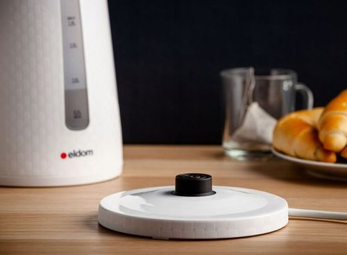 CZAJNIK ELEKTRYCZNY BEZPRZEWODOWY BIAŁY 2000W 1,8l STRIX ELDOM C240SB na Arena.pl