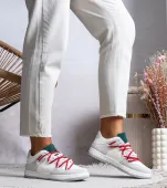 Szare sneakersy trampki z czerwonymi sznurówkami Arcobaleno 40