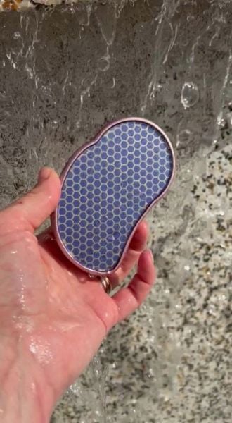 GLOV Pumeks tarka do stóp z nano szkła różowa – usuwa zrogowaciały naskórek zdjęcie 5