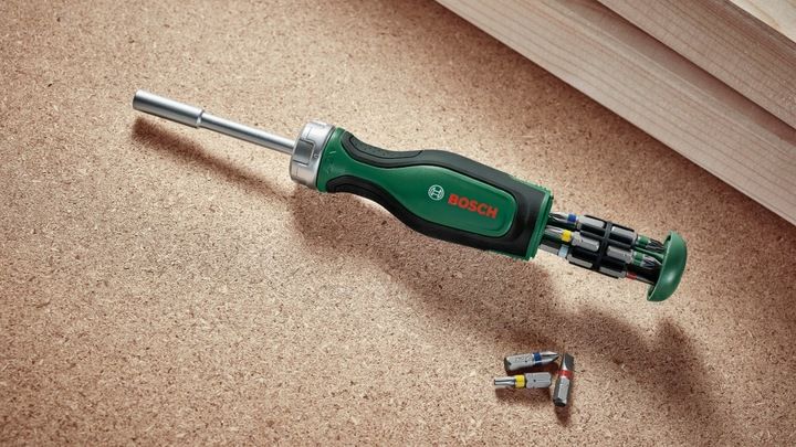Wkrętak ręczny z grzechotką + 12 bitów BOSCH zdjęcie 4