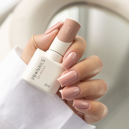 PB NAILS Lakier hybrydowy - LATTE GE 04 - 8ml na Arena.pl