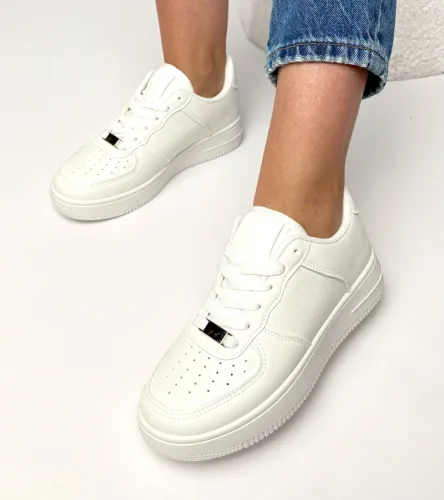 Białe sneakersy na platformie Brigitte 37 na Arena.pl