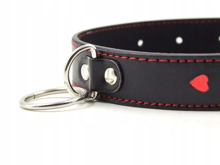 KLASYCZNA SKÓRZANA OBROŻA ZE SMYCZĄ SERDUSZKA zdjęcie 3