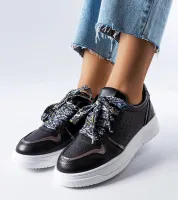 Czarne sneakersy wiązane wstążką Pryor 37