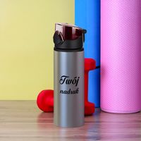 Srebrny sportowy bidon 750 ml z Twoim nadrukiem czerwona nakrętka