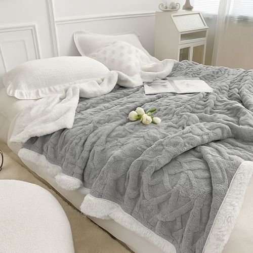 MIĘKKI GRUBY KOC NARZUTA NA ŁÓŻKO KOŁDRA CIEPŁA PUSZYSTA BARANEK 160X220 CM na Arena.pl