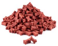 Lekkostrawny przysmak do nagradzania psa Maced kostki z wołowiną Słoik 300g