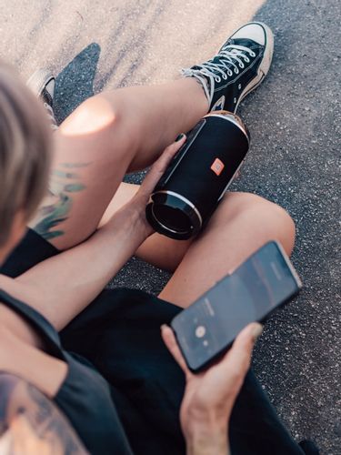 Głośnik przenośny BT460 czarny 20 W na Arena.pl