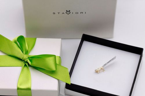 Złote kolczyki Staviori na Arena.pl