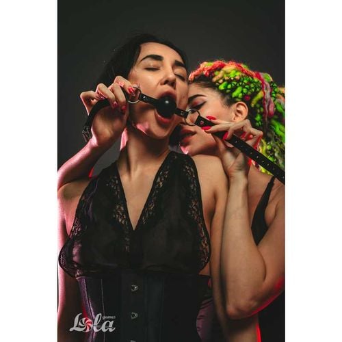 ball gag party hard crave na Arena.pl