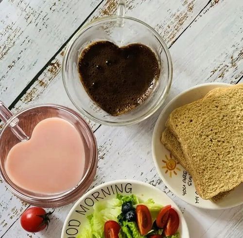 SZKLANKI FILIŻANKI TERMICZNE KUBKI DO HERBATY KAWY GRZAŃCA SERCA 250 ml na Arena.pl