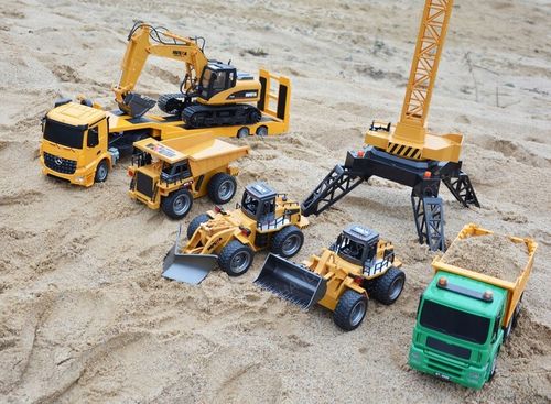 DUŻA ZDALNIE STEROWANA KOPARKA GĄSIENICOWA RC VOLVO NA PILOTA DOUBLE E na Arena.pl